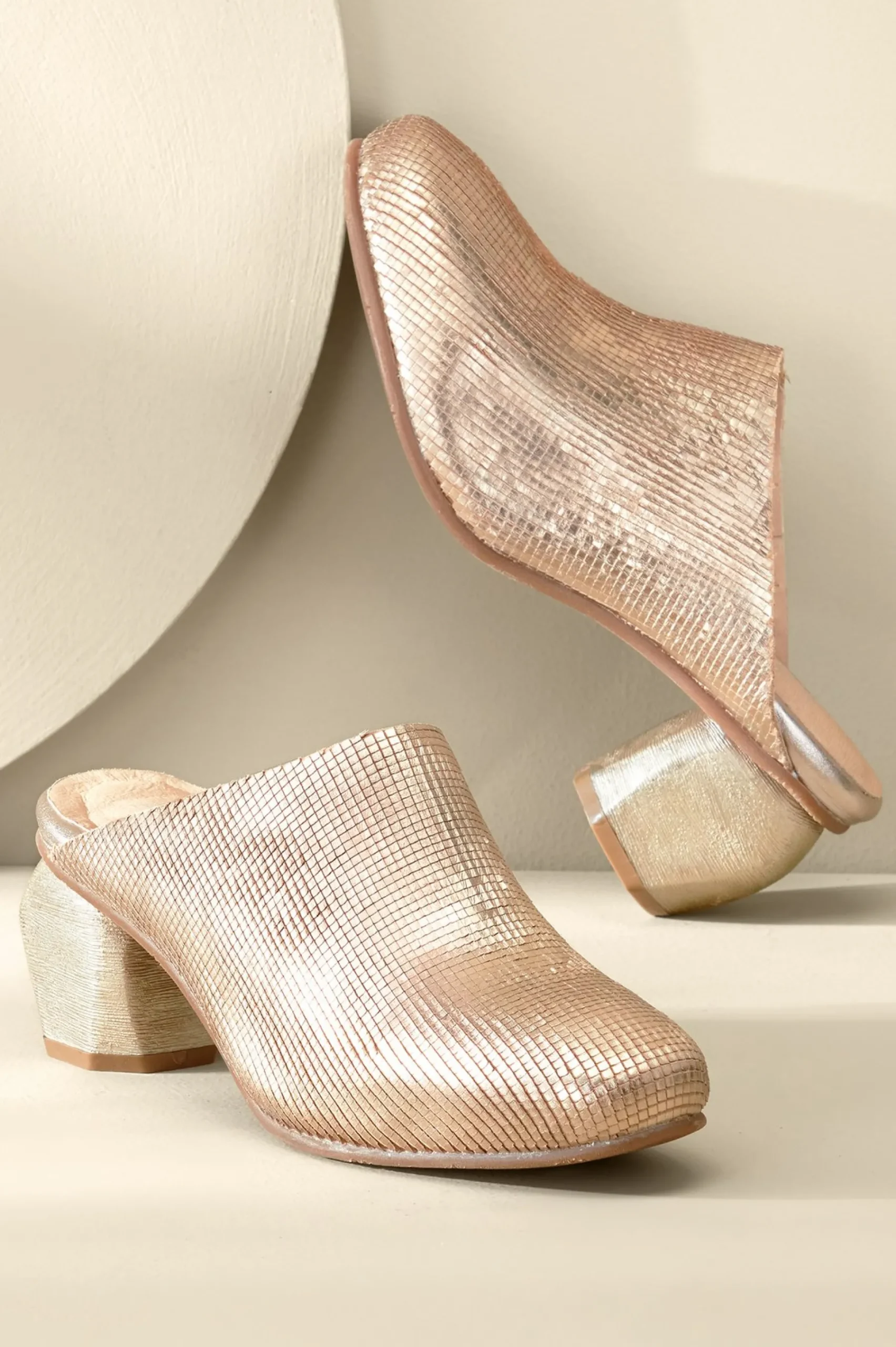 antelope_peni_clog_0.webp slides & mules | clogs-Soft Surroundings Antelope Peni Clog Gold