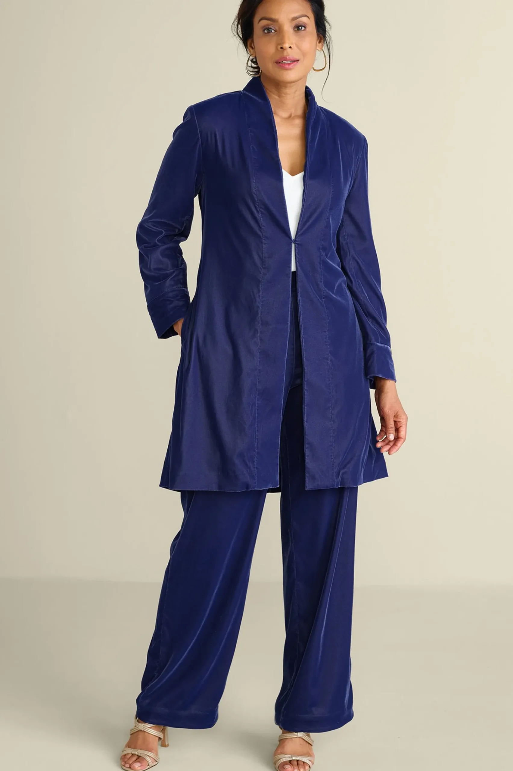 aria_velvet_jacket_5.webp EVelvet Styles | Jackets & Coats-Soft Surroundings Aria Velvet Jacket Cabernet