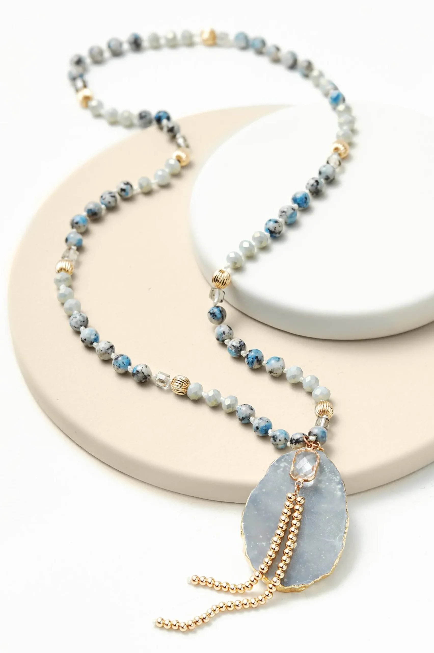 avari_pendant_necklace_0.webp Necklaces | necklaces-Soft Surroundings Avari Pendant Necklace Grey