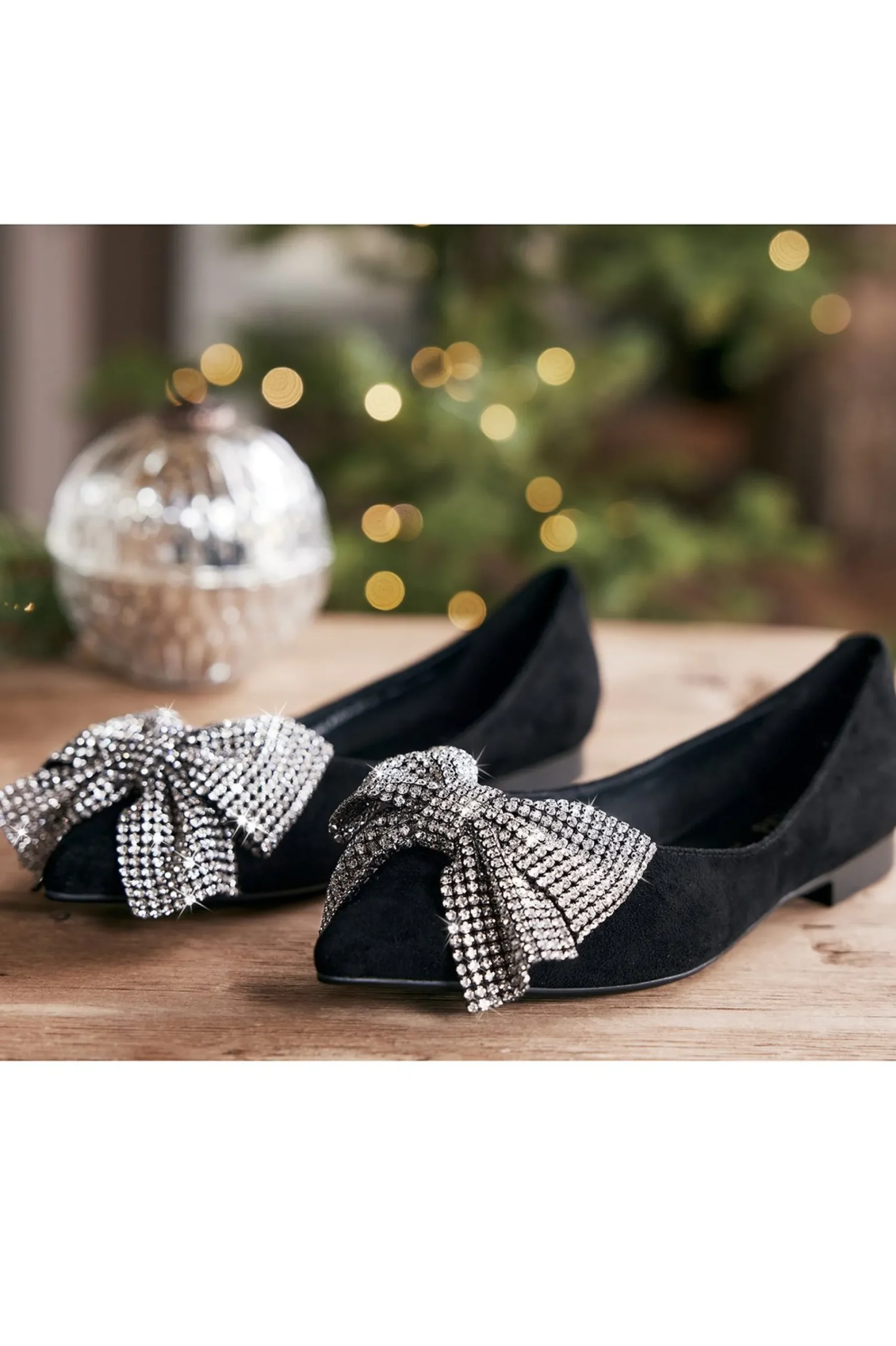 azura_adularia_bow_flat_1.webp flats-Soft Surroundings Azura Adularia Bow Flat Black