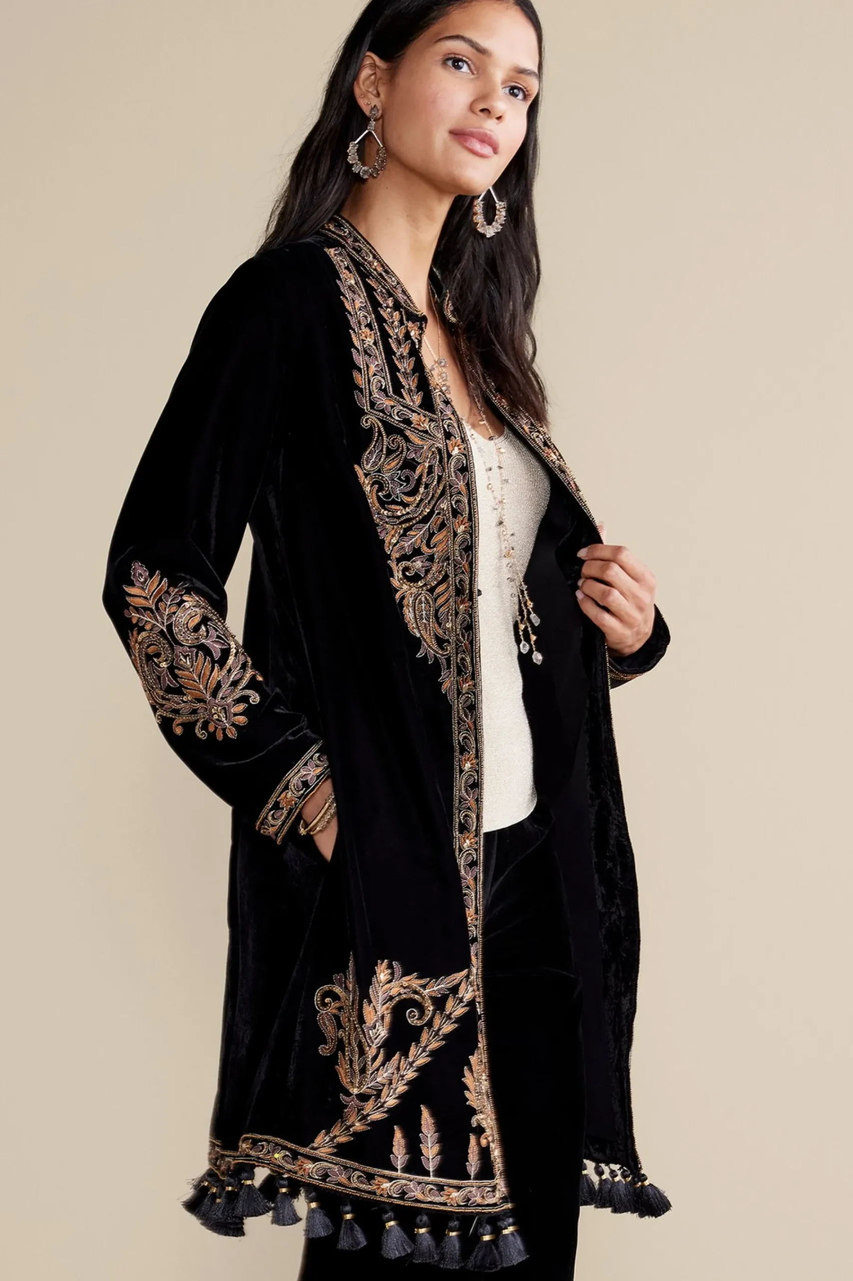 belcastel_jacket_0.webp EVelvet Styles | Global Artistry-Soft Surroundings Belcastel Jacket Black/Gold