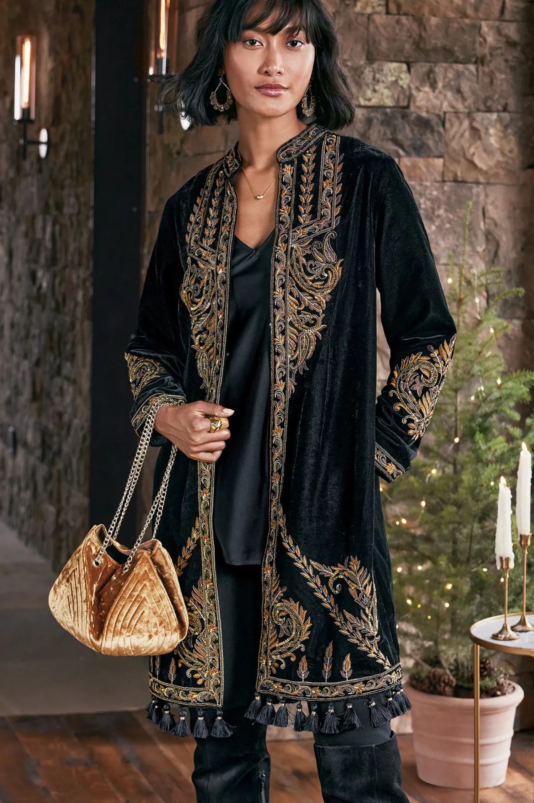 belcastel_jacket_3.webp EVelvet Styles | Global Artistry-Soft Surroundings Belcastel Jacket Black/Gold