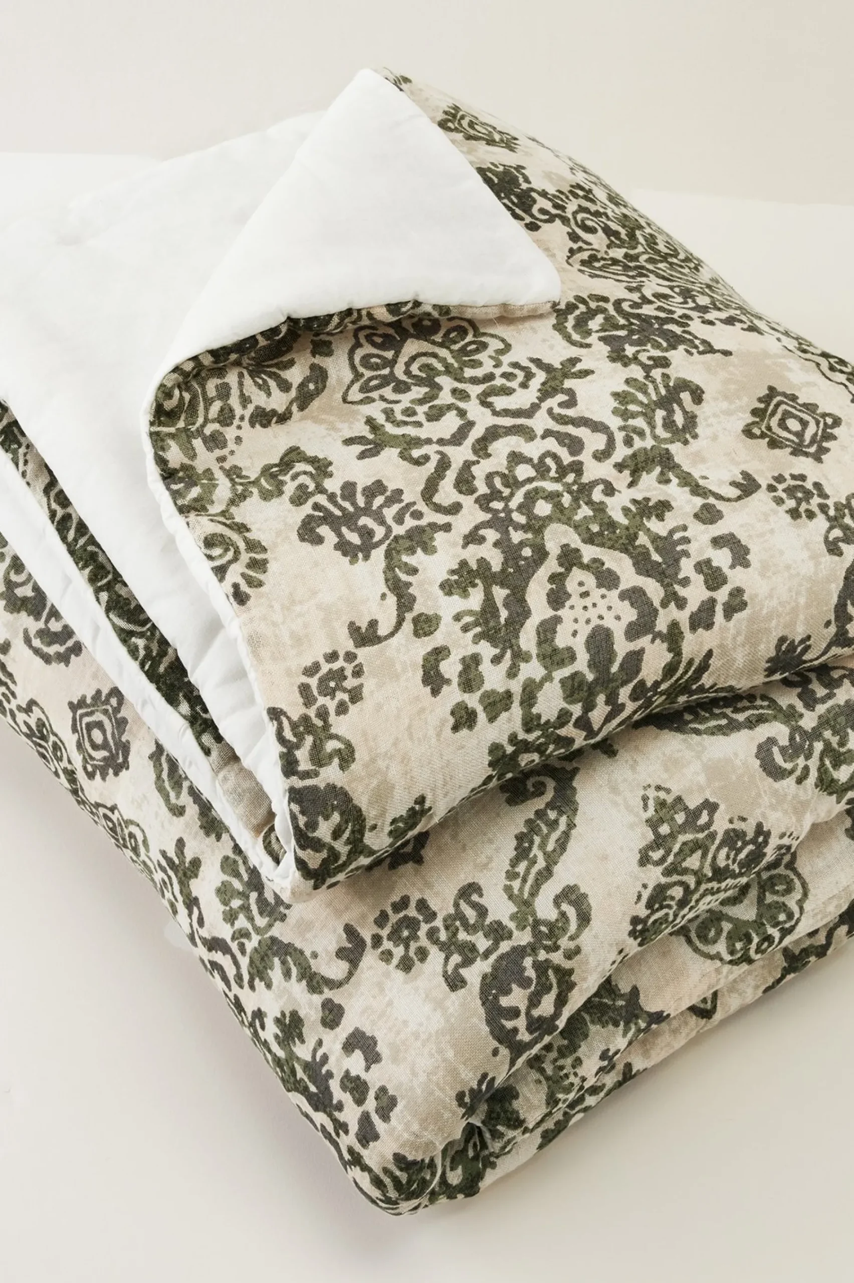 haley_linen_printed_comfo_0.webp comforters-Soft Surroundings Haley Linen Printed Comforter Kale Neutral Multi