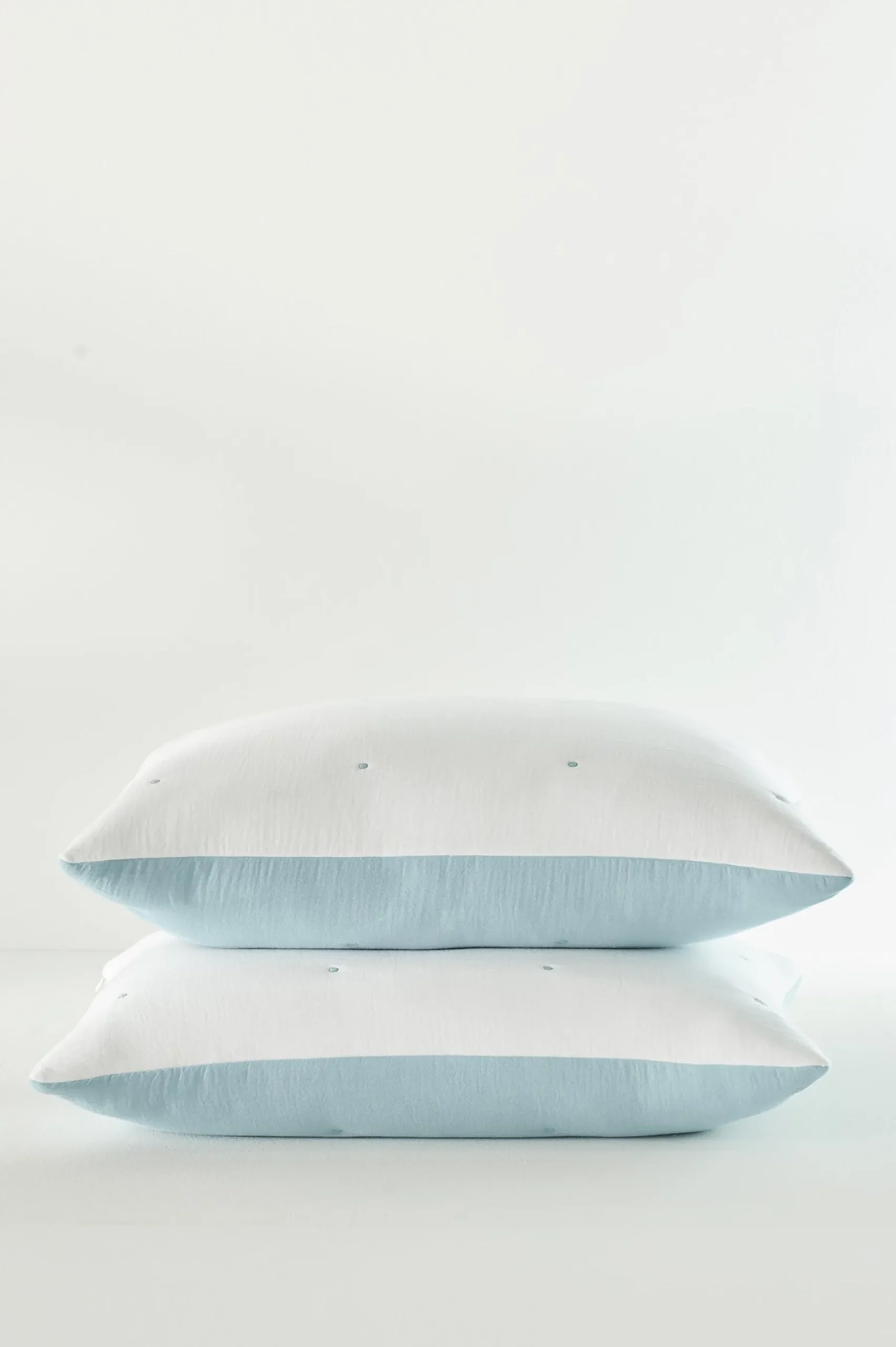 ivy_may_reversible_gauze__2-1.webp pillowcases & shams-Soft Surroundings Ivy May Reversible Gauze Sham Indigo & White