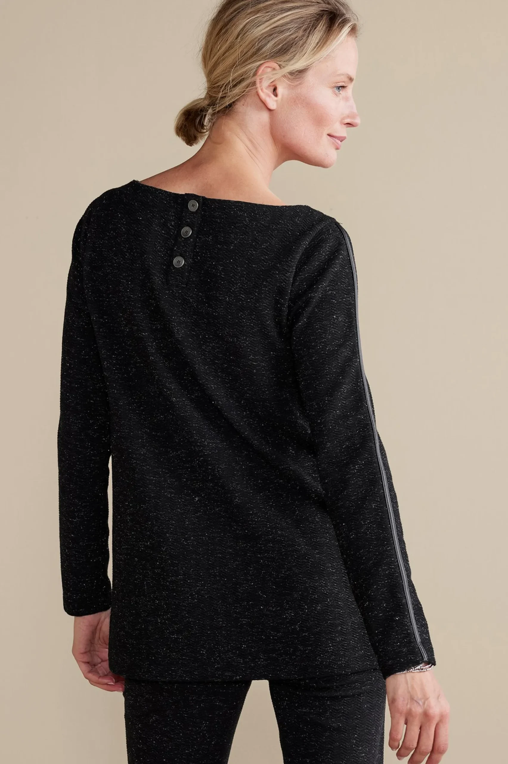 janae_top_2.webp long sleeve | pullovers-Soft Surroundings Janae Top Black
