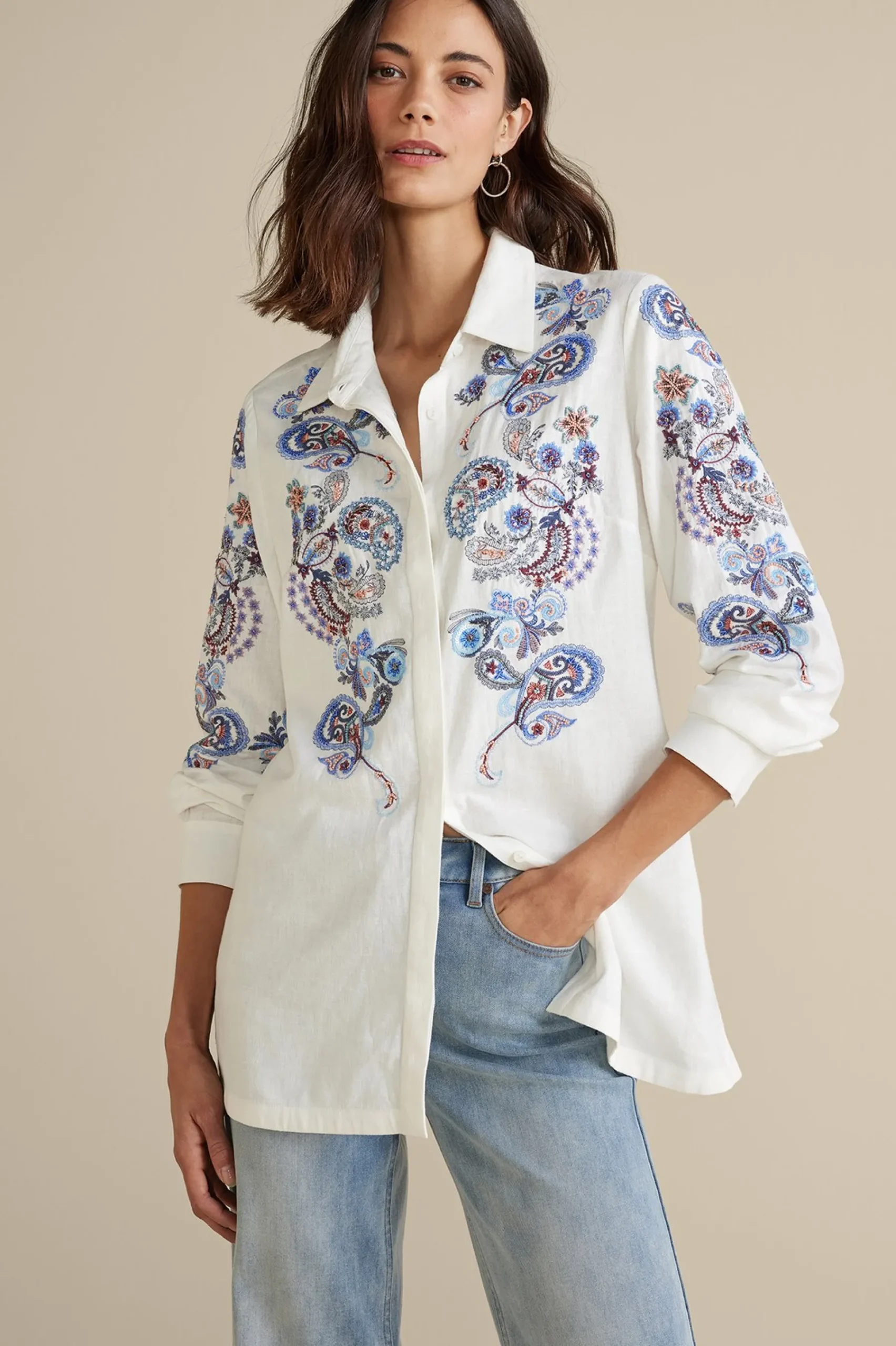 nadia_linen_blend_shirt_0.webp Feminine Flourish | Into The Blues-Soft Surroundings Nadia Linen Blend Shirt Grey/Blue Bandana Paisley