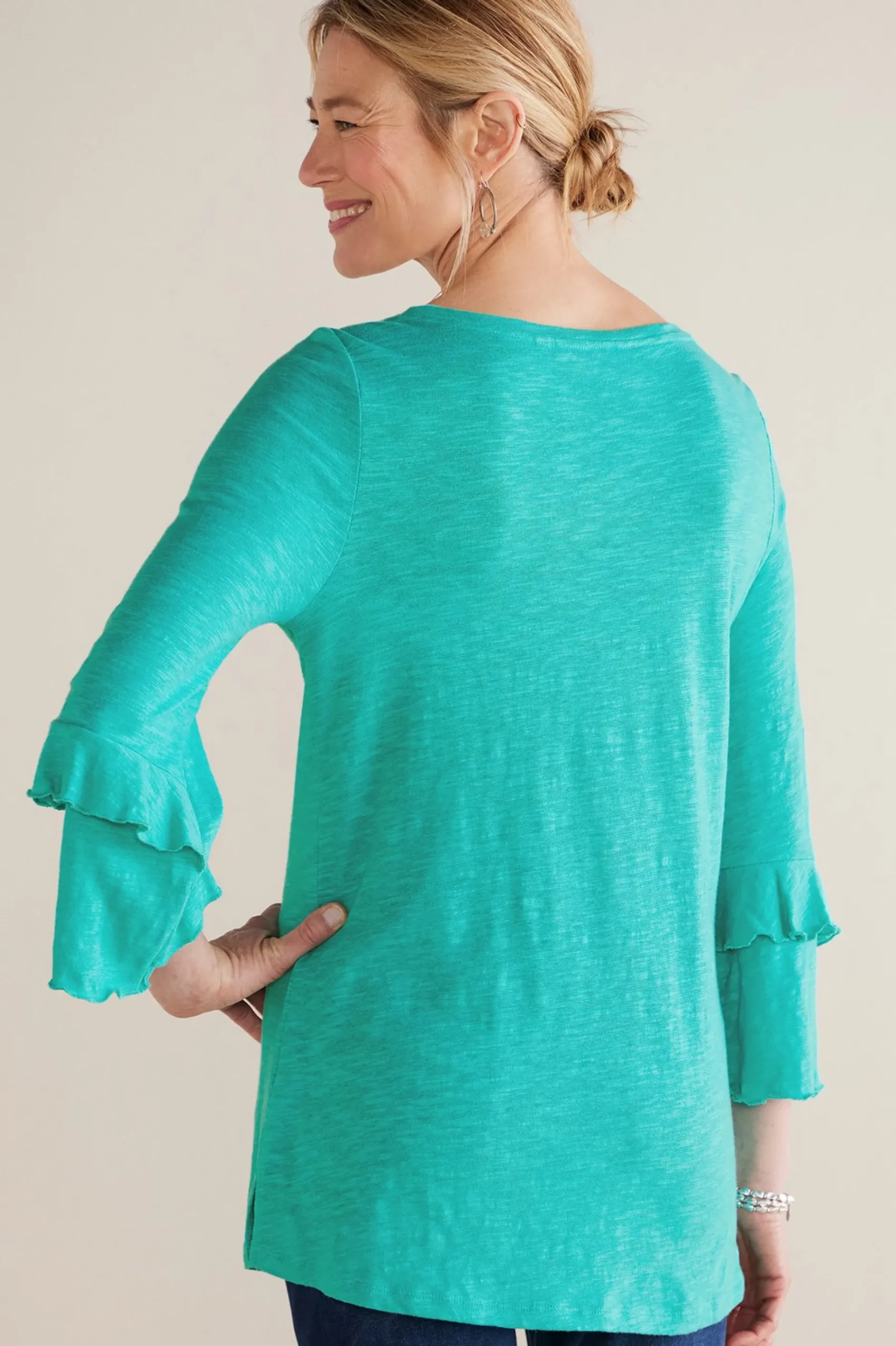 petites_erin_linen_blend__2.webp Feminine Flourish | Into The Blues-Soft Surroundings Petites Erin Linen Blend Tunic Sangria