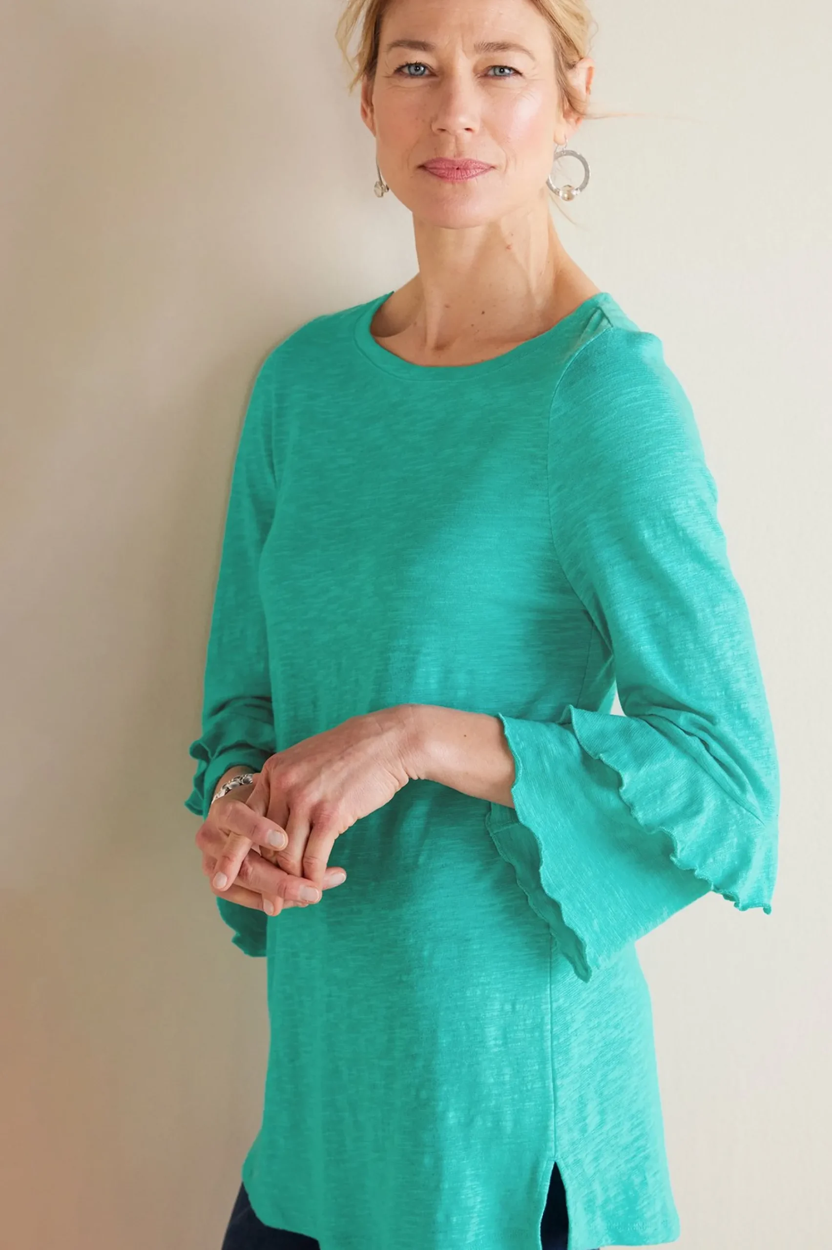 petites_erin_linen_blend__4.webp Feminine Flourish | Into The Blues-Soft Surroundings Petites Erin Linen Blend Tunic Sangria