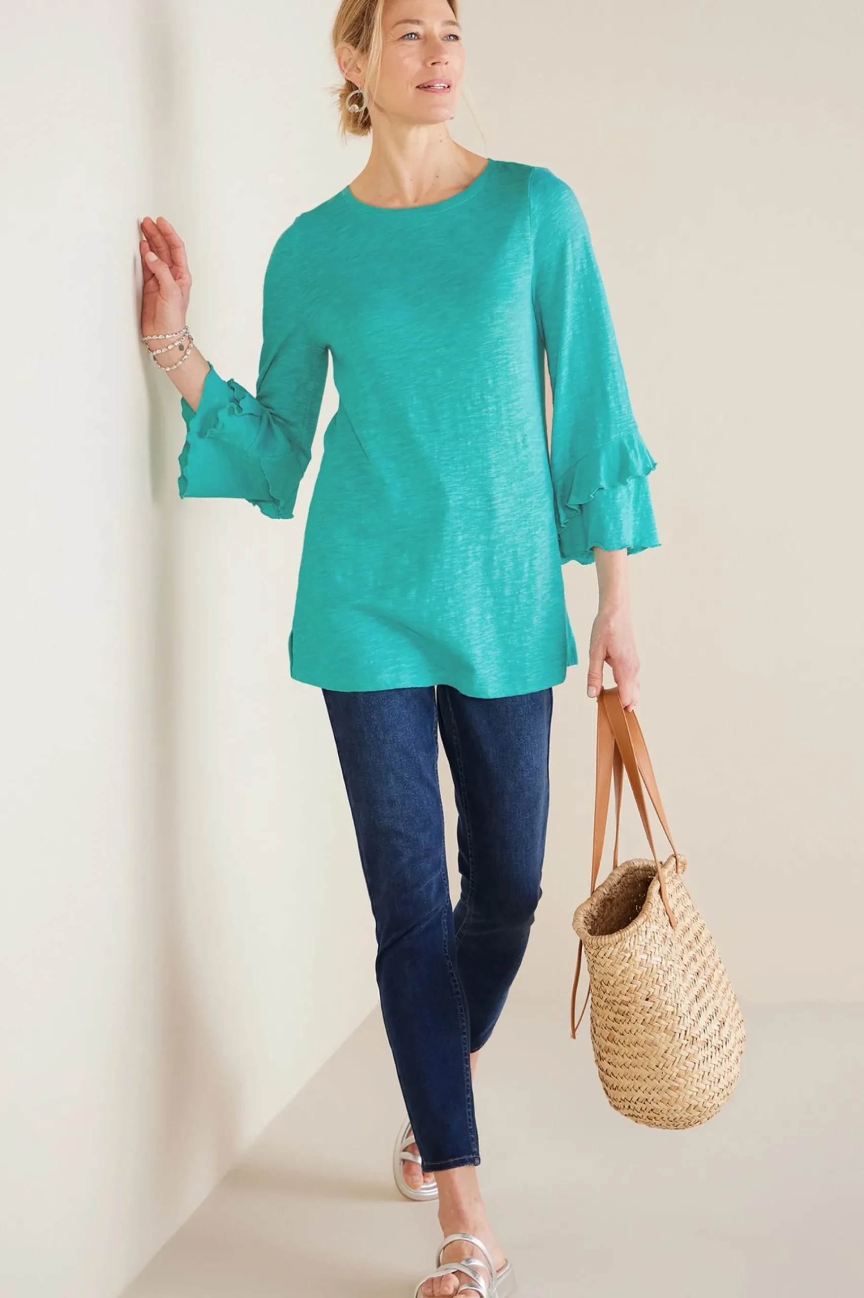petites_erin_linen_blend__5.webp Feminine Flourish | Into The Blues-Soft Surroundings Petites Erin Linen Blend Tunic Sangria