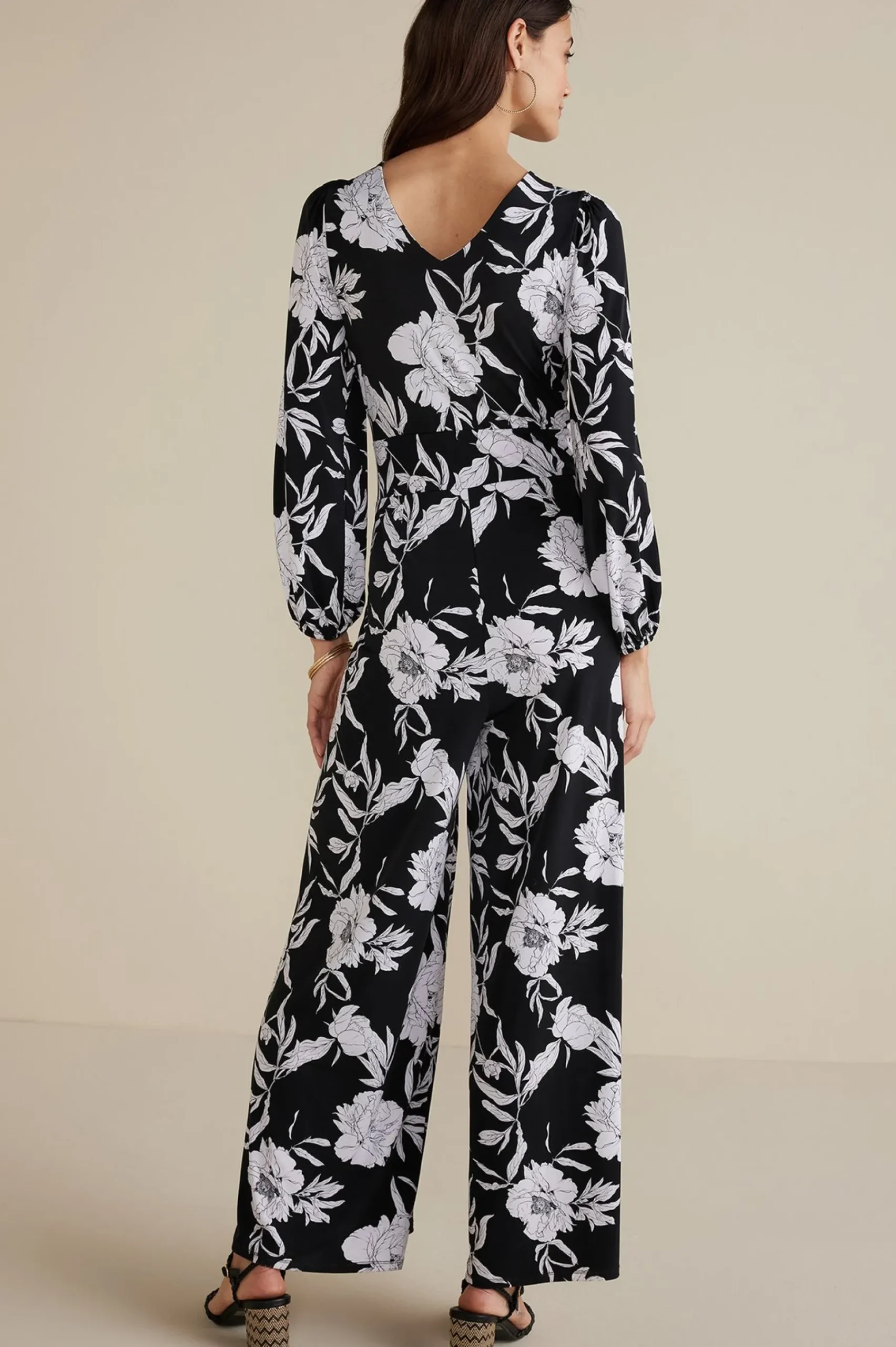 petites_penelope_long_sle_1.webp The Floral Shop | Dresses-Soft Surroundings Petites Penelope Long Sleeve Jumpsuit Black