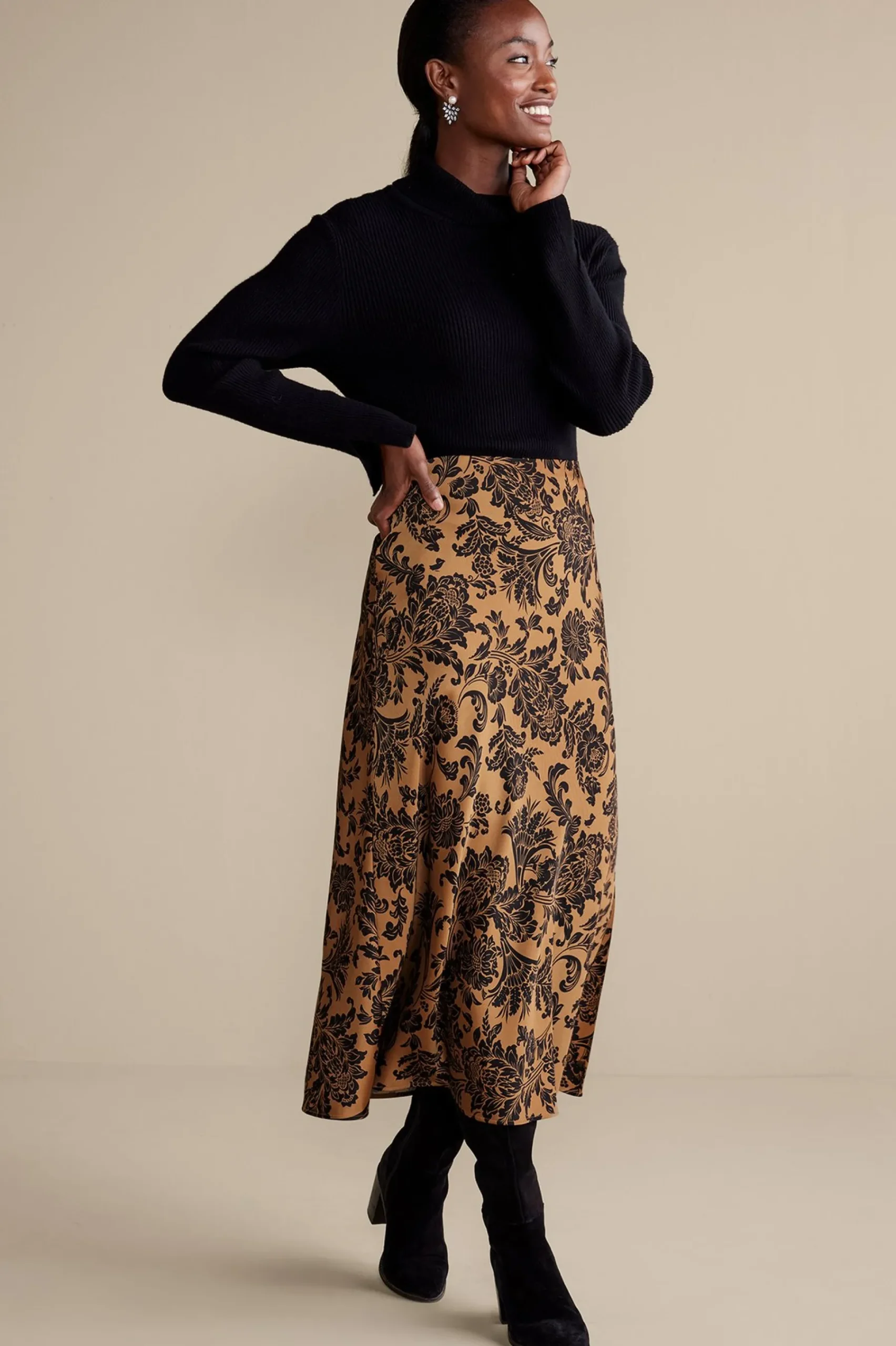 samira_skirt_5.webp Feminine Flourish | Skirts-Soft Surroundings Samira Skirt Neutral Floral