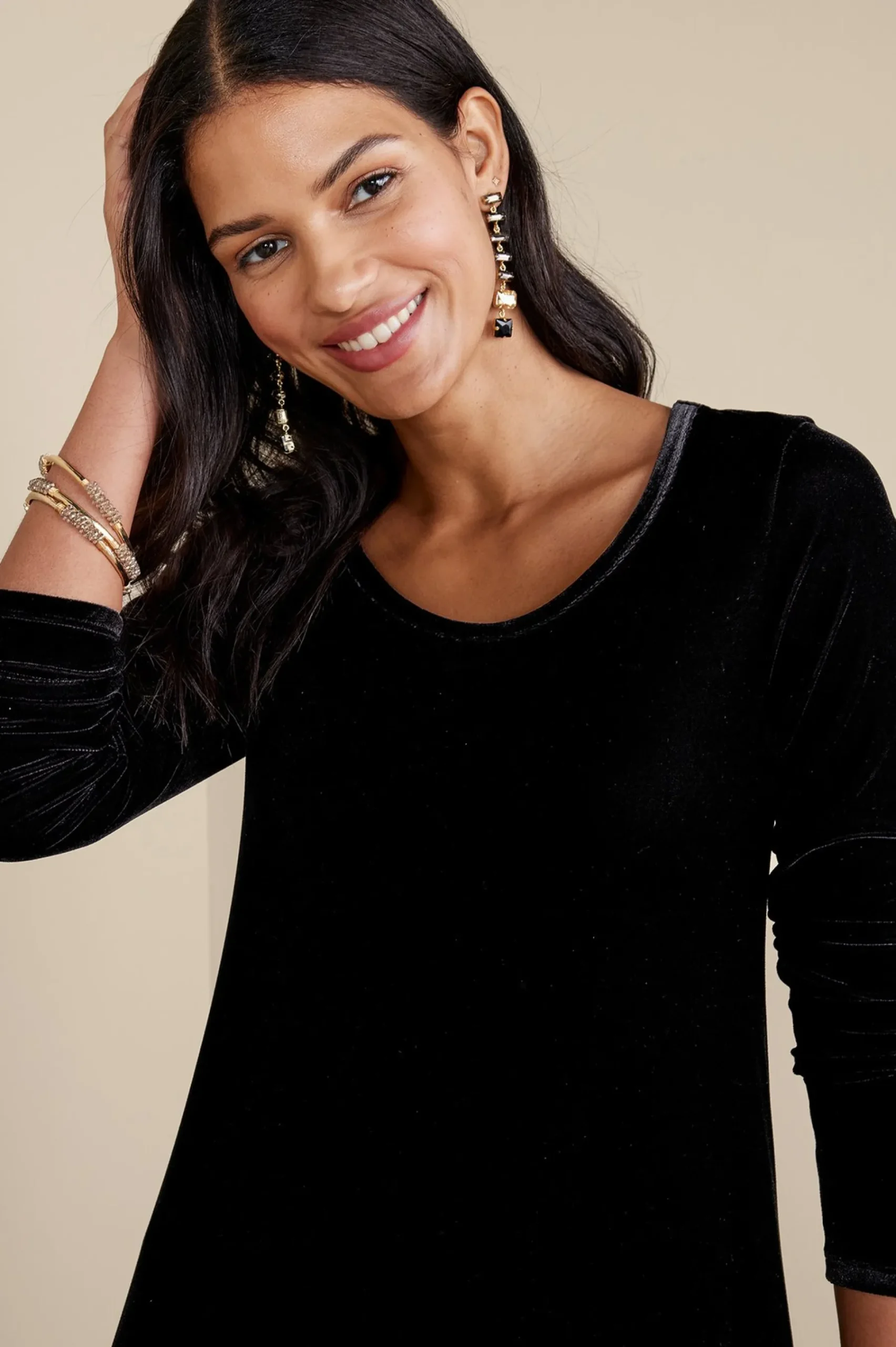 santiago_stretch_velvet_d_5.webp Feminine Flourish | EVelvet Styles-Soft Surroundings Santiago Stretch Velvet Dress Black