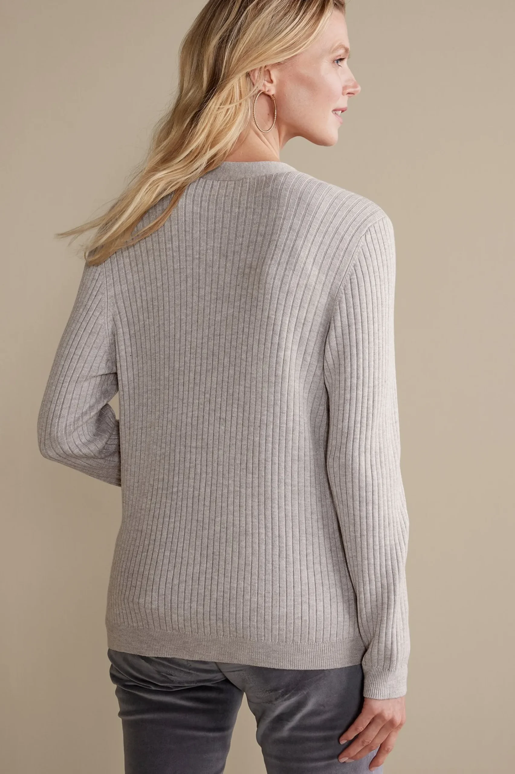 soft_essential_ribbed_but_2.webp Soft Essential Styles | Everyday Styles-Soft Surroundings Soft Essential™ Ribbed Button-Front Cardi Light Grey Heather