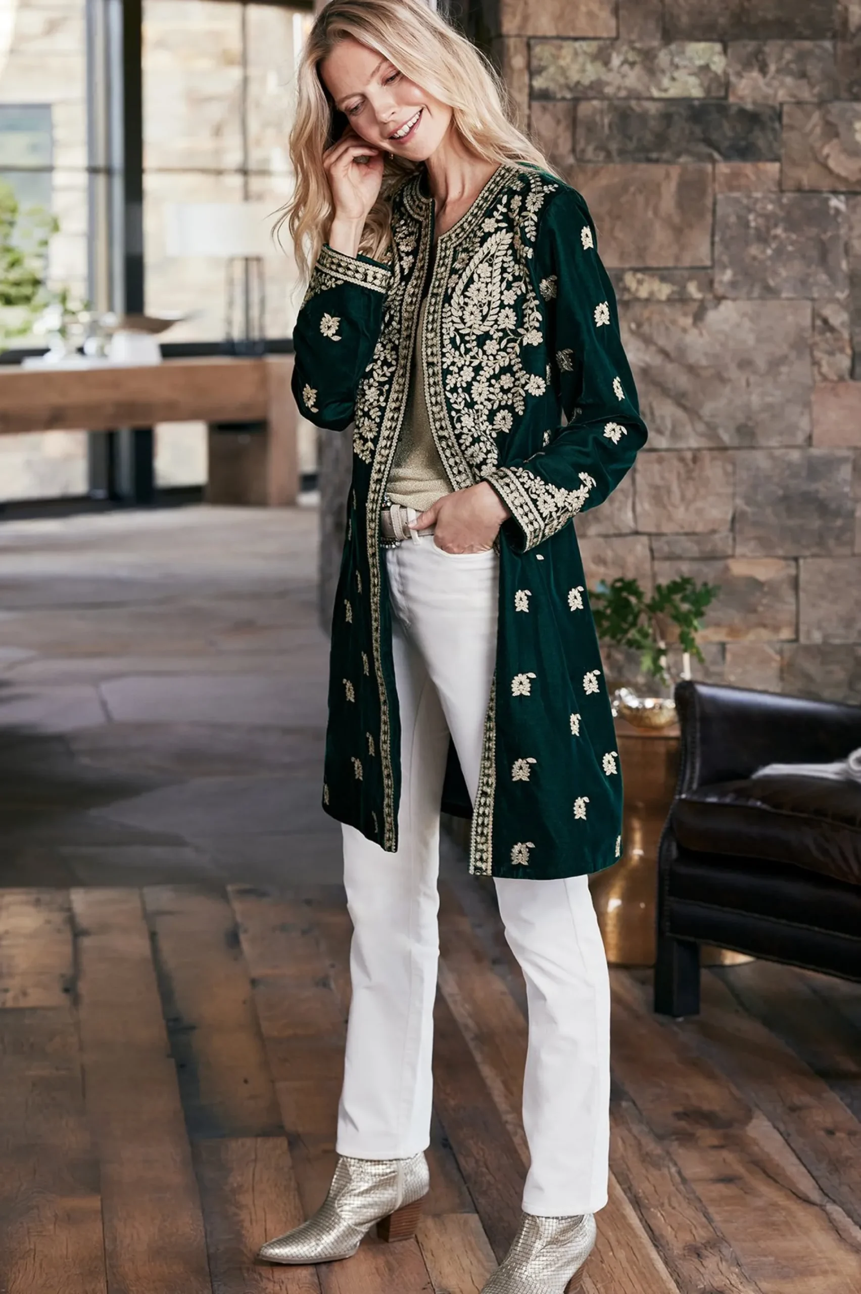 tatianna_velvet_jacket_3.webp Feminine Flourish | EVelvet Styles-Soft Surroundings Tatianna Velvet Jacket Emerald Green