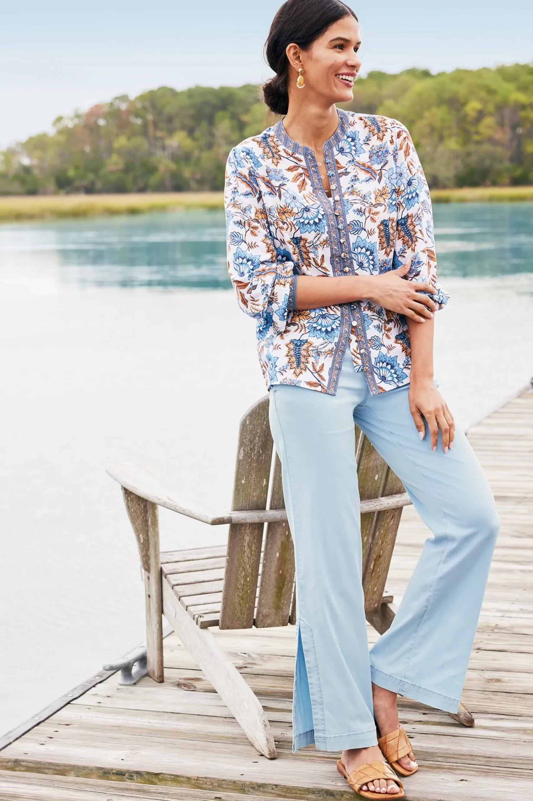 tracy_top_3.webp Feminine Flourish | Into The Blues-Soft Surroundings Tracy Top Chambray Calico