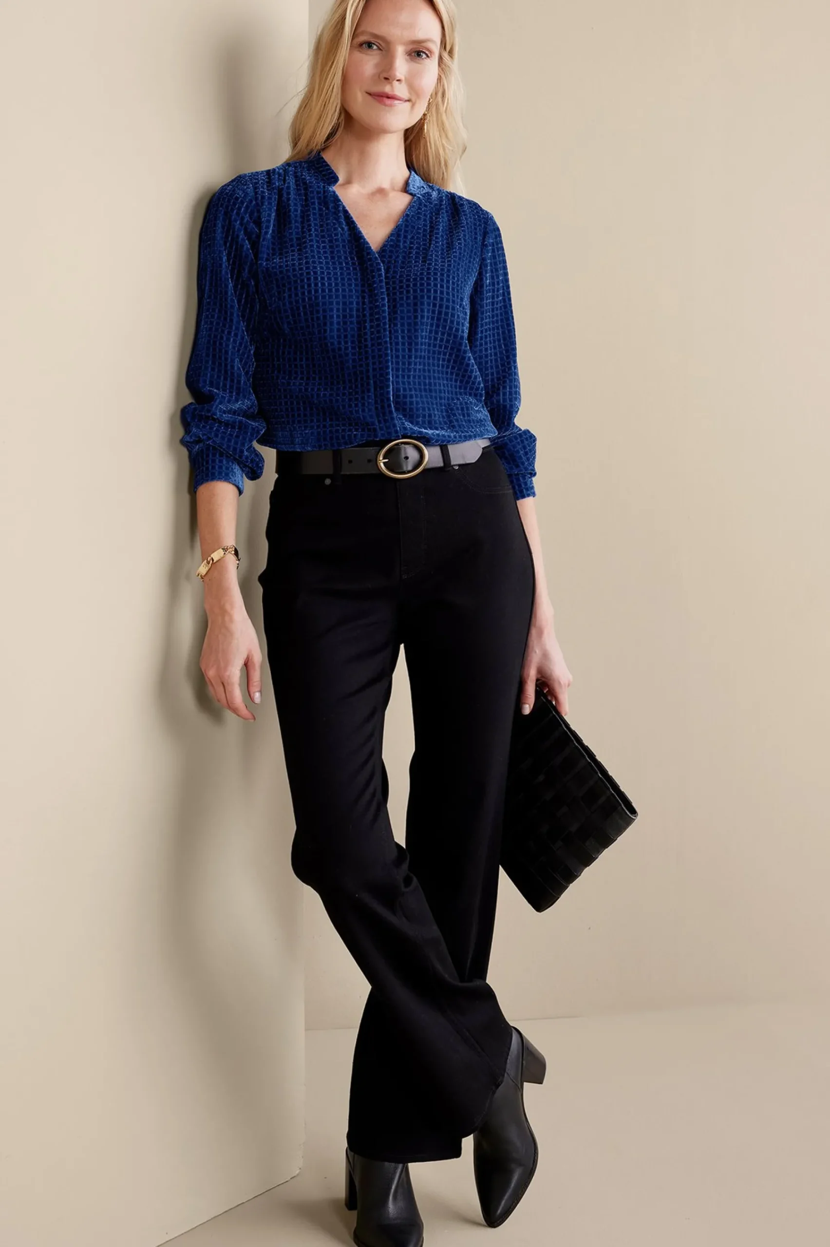 zia_velvet_shirt_4.webp Into The Blues | Everyday Styles-Soft Surroundings Zia Velvet Shirt Sapphire