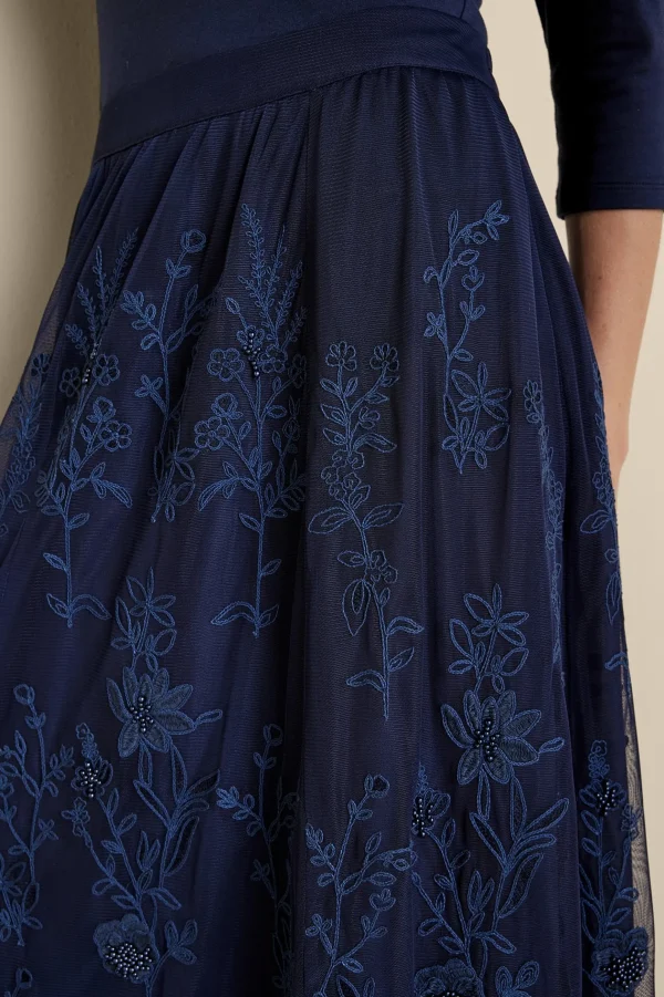 Feminine Flourish | Into The Blues-Soft Surroundings Zuri Embroidered Mesh Skirt Navy